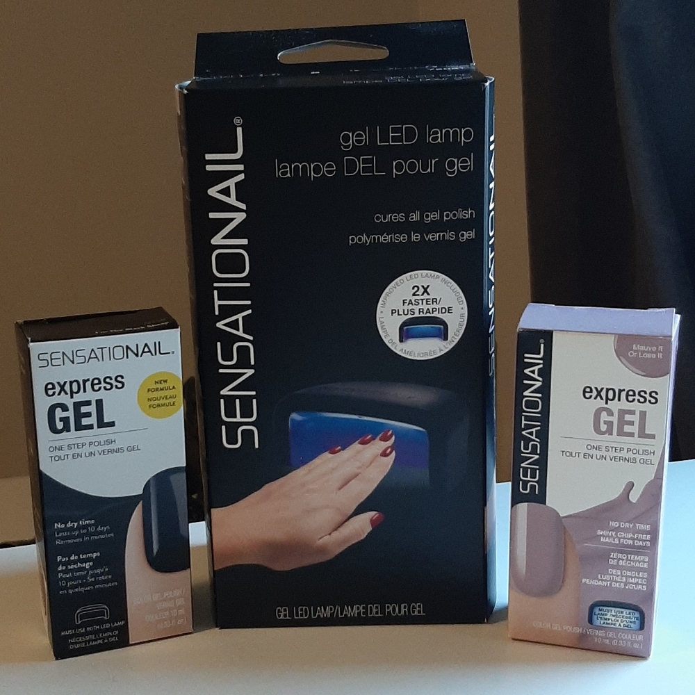 NWB SENSATIONAIL gel LED lamp with gel polish